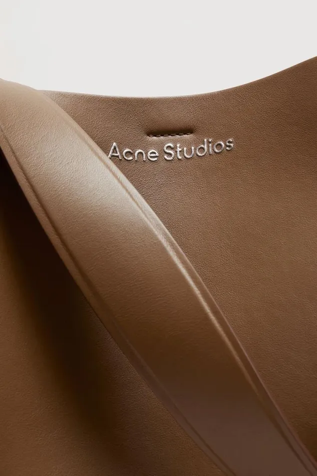 Acne Studios Musubi Midi Shoulder Bag Camel Brown Men Bags Acne Studios Musubi Midi Shoulder Bag Camel Brown Men Bags