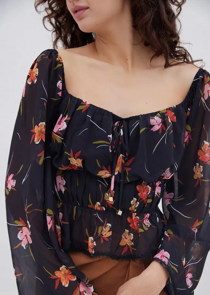 Beachy Oasis Top Blackmultifloral Women Lost Wander Tops