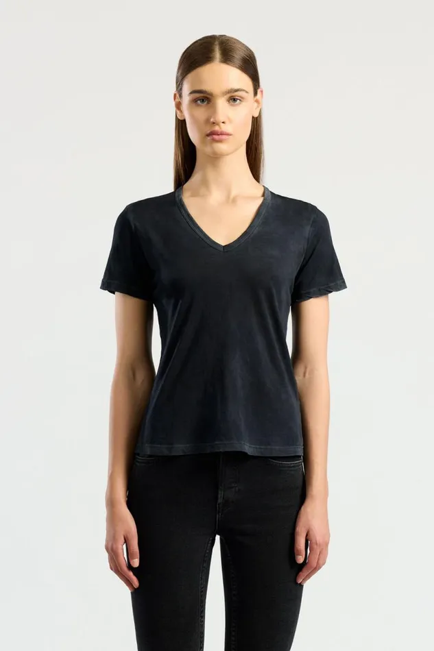 COTTON CITIZEN TEES Standard VNeck Tee Vintage Black 8211 Women