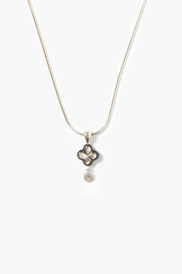 Diamond Drop Clover Necklace Black MOP Women Chan Luu Necklaces