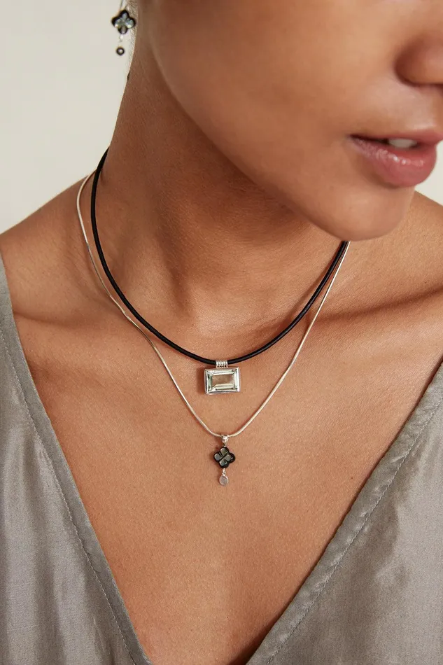 Diamond Drop Clover Necklace Black MOP Women Chan Luu Necklaces