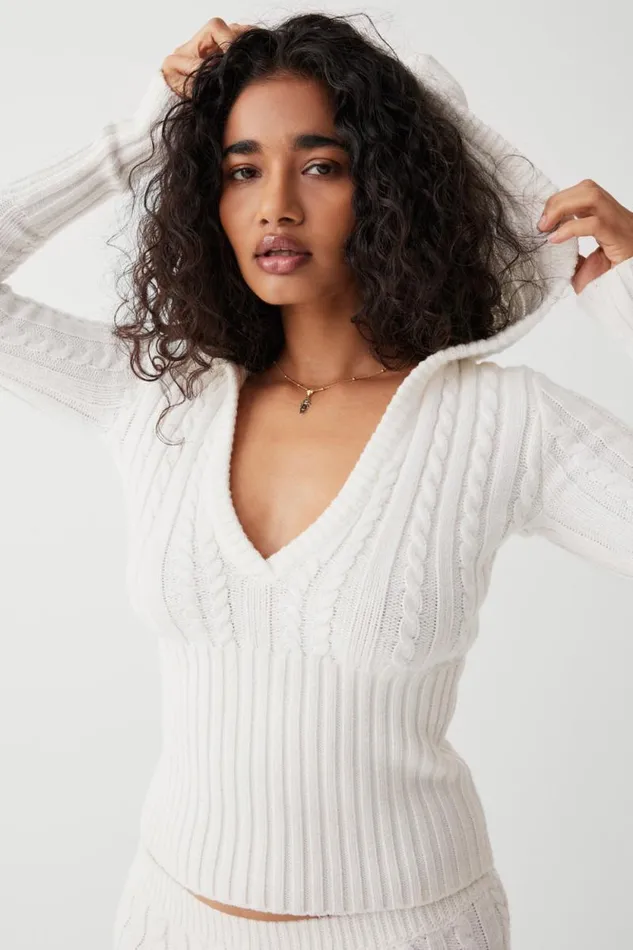 Frankies Bikinis Cloud Knits Women Evermore Cable Cloud Knit Sweater Snow White