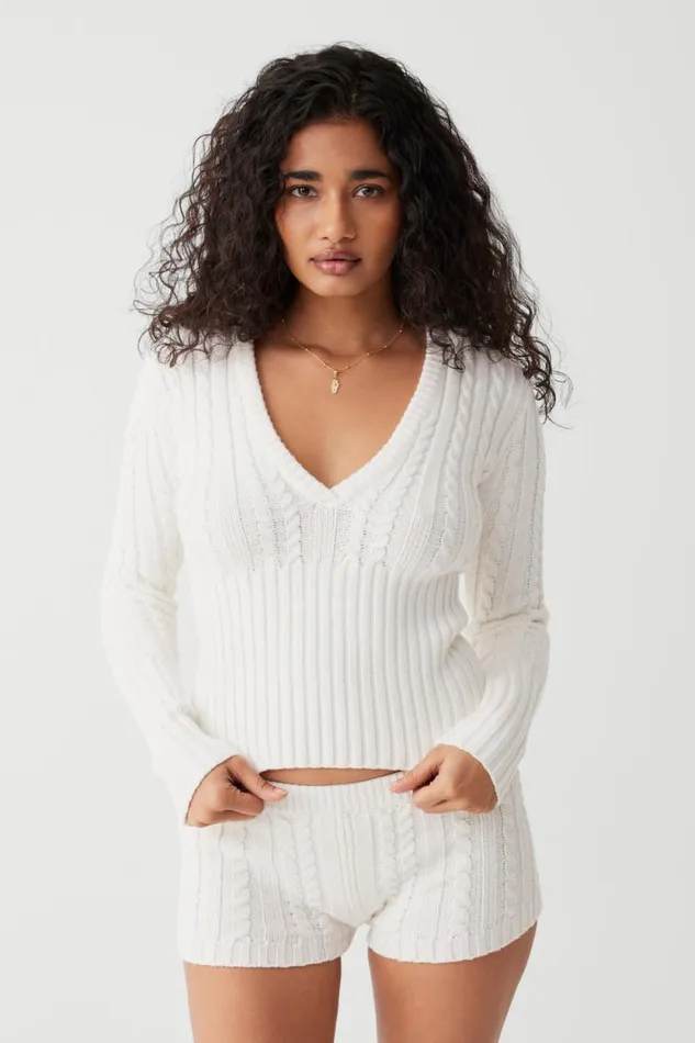 Frankies Bikinis Cloud Knits Women Evermore Cable Cloud Knit Sweater Snow White