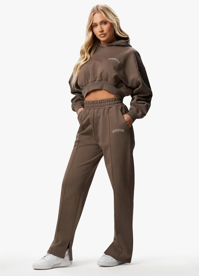 Gym King Sweatshirts and Hoodies Women Refresh Crop Hood 8211 Deep Mink