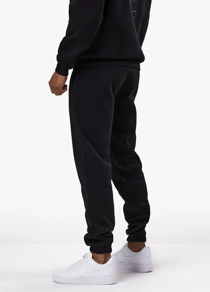 Gym King Tracksuits Men Division Crew Tracksuit 8211 Black