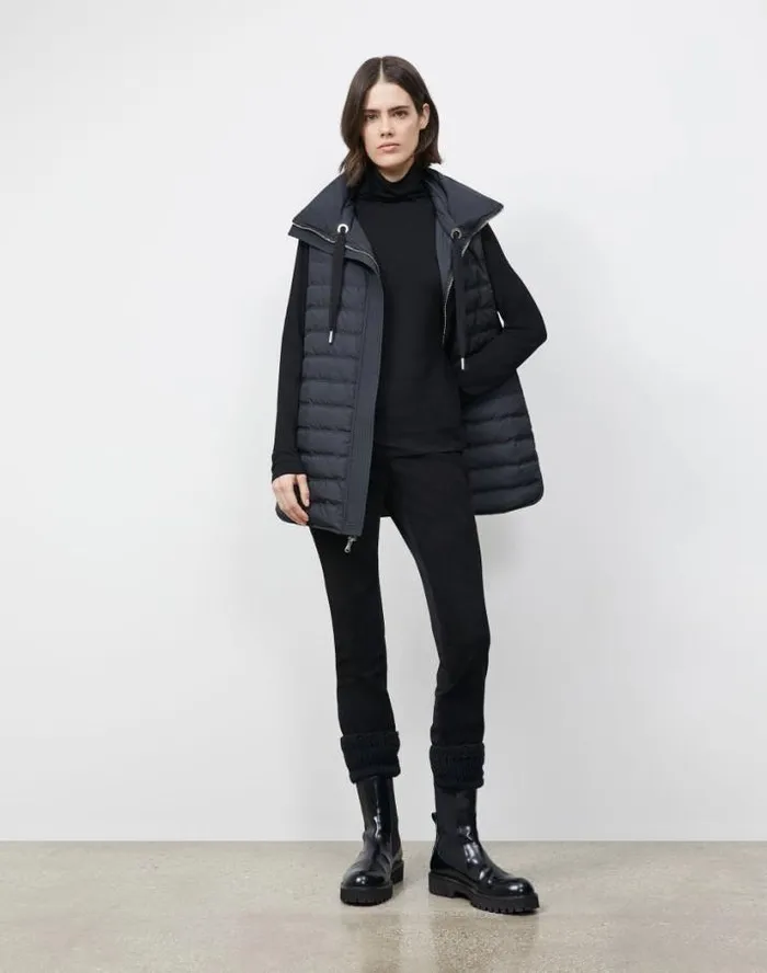Lafayette 148 New York Nouveau Jersey Turtleneck Black Ready To Wear Tops and Tees