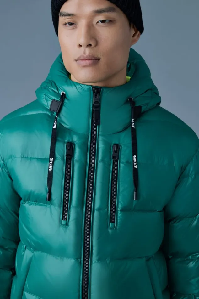 Light Down Jackets Men Mackage VICTOR Lustrous Light Down Jacket With Hood For Men Black Light Down Jackets Men Mackage VICTOR Lustrous Light Down Jacket With Hood For Men Black