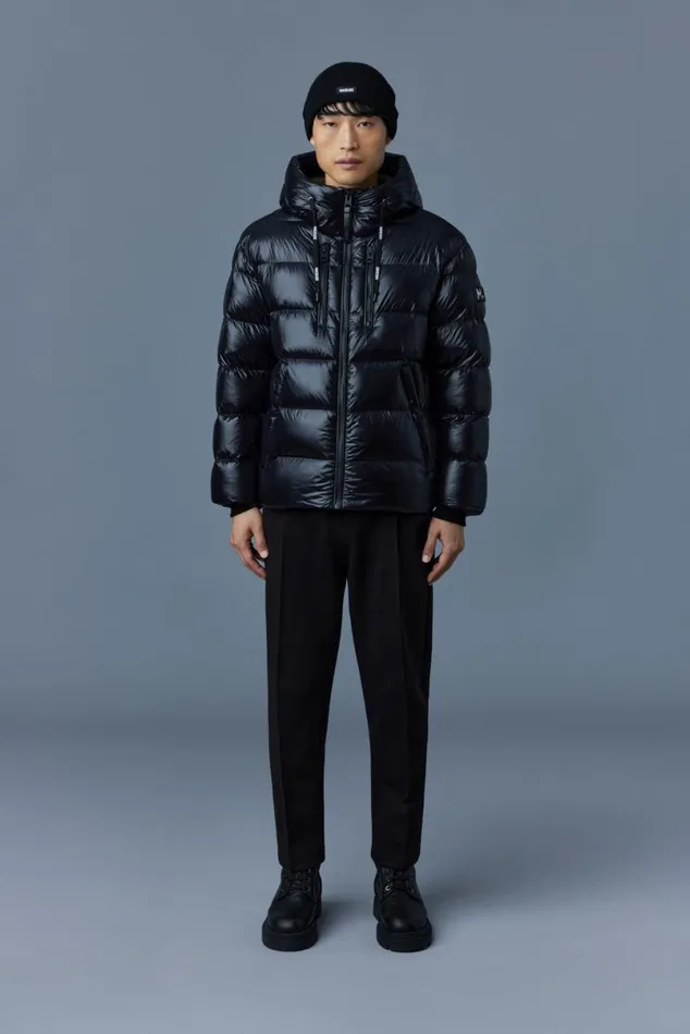 Light Down Jackets Men Mackage VICTOR Lustrous Light Down Jacket With Hood For Men Black Light Down Jackets Men Mackage VICTOR Lustrous Light Down Jacket With Hood For Men Black
