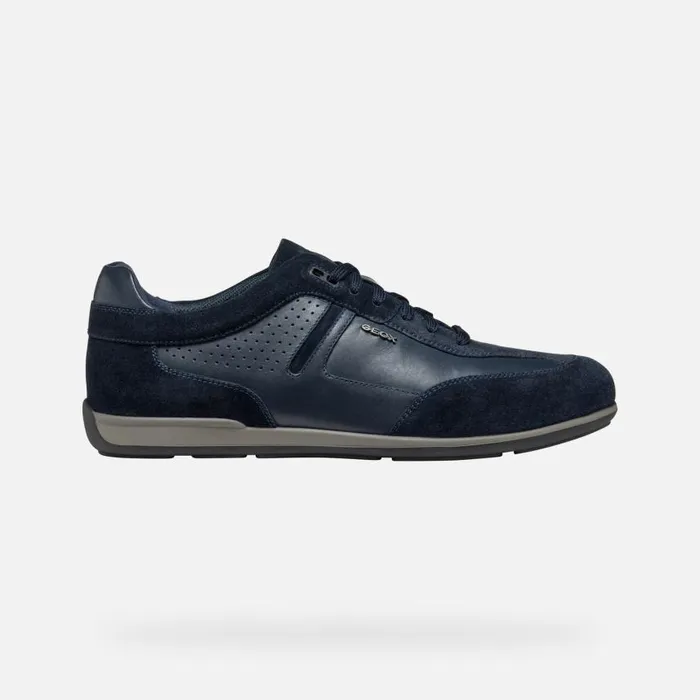 Man Geox Sneakers IONIO MAN Navy Low Top Sneakers Navy