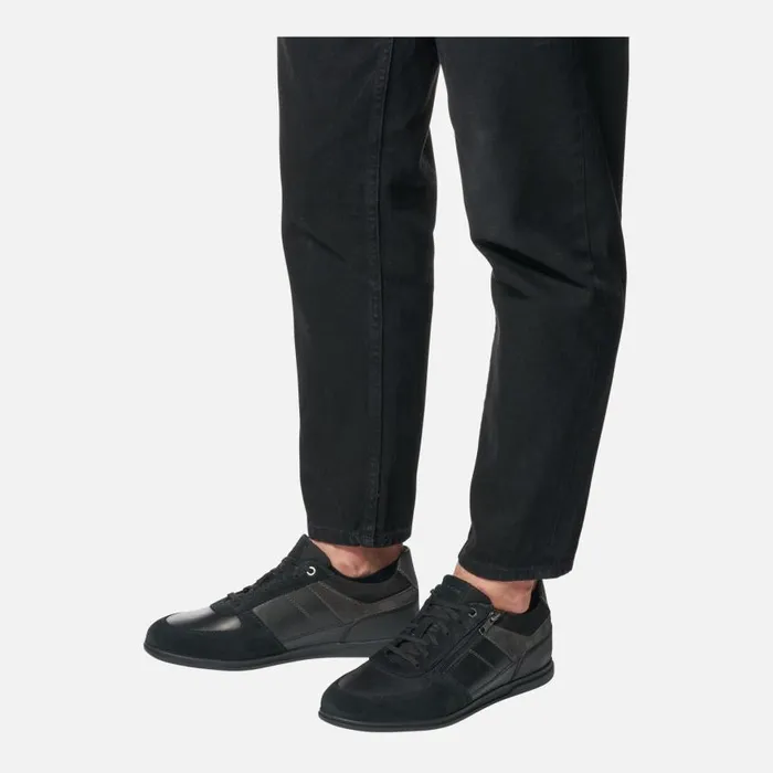 Man Geox Sneakers RENAN MAN BlackAnthracite Low Top Sneakers Blackanthracite