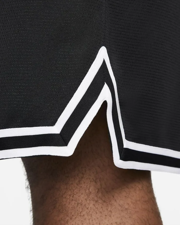 Men Nike Shorts DriFIT DNA Blackwhite