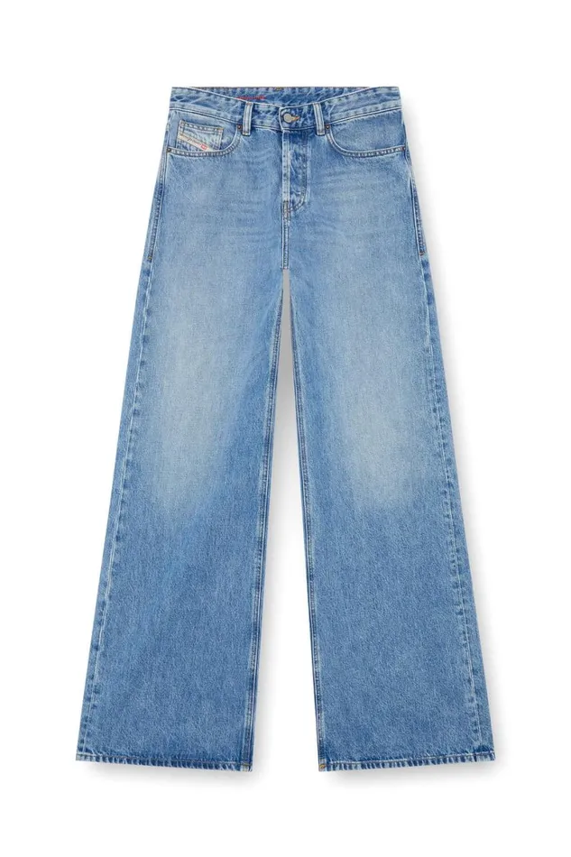 MenWomen Diesel Jeans Relaxed Jeans 1996 DSire 09I29 Light Blue MenWomen Diesel Jeans Relaxed Jeans 1996 DSire 09I29 Light Blue