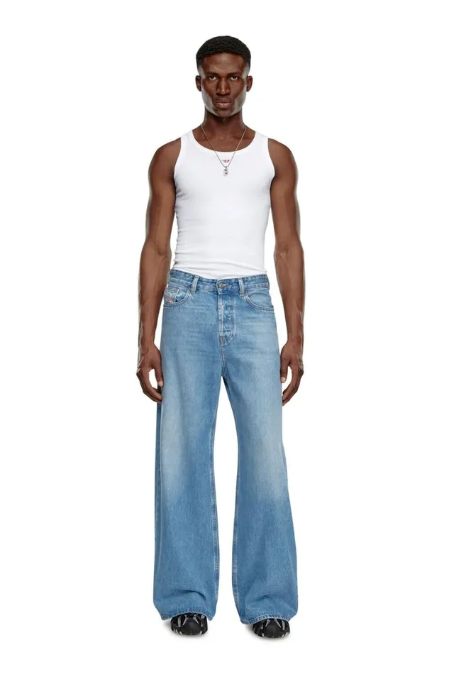 MenWomen Diesel Jeans Relaxed Jeans 1996 DSire 09I29 Light Blue MenWomen Diesel Jeans Relaxed Jeans 1996 DSire 09I29 Light Blue