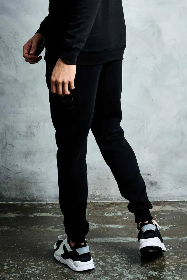 Mens Matthews Tracksuit Joggers 8211 Blackout Jameson Carter Tracksuits