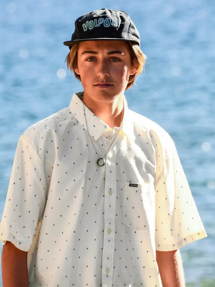 Mens Shirts and Flannels Volcom Hone Stone Woven Short Sleeve Shirt 8211 Off White