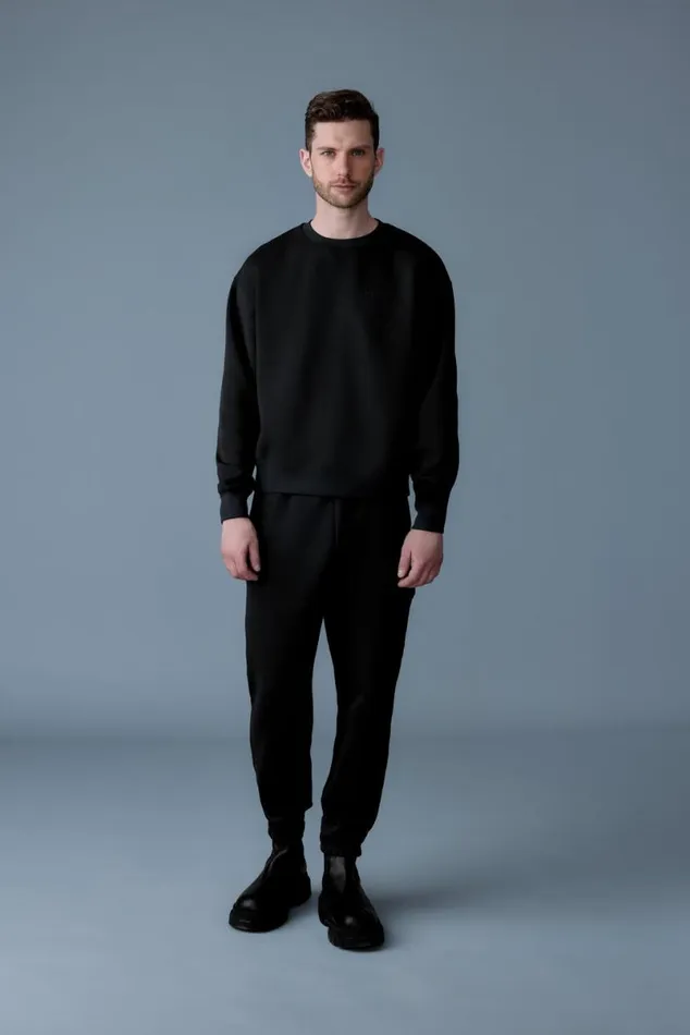 Pants and Shorts Men Mackage MARVINR Double Face Jersey Cargo Sweatpants White Pants and Shorts Men Mackage MARVINR Double Face Jersey Cargo Sweatpants White