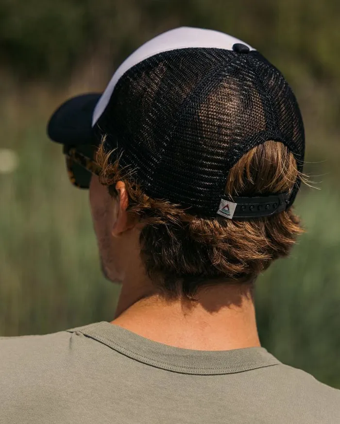 Passenger Clothing Beechey Snapback Trucker Cap Blackwhite WomenMen Caps and Hats