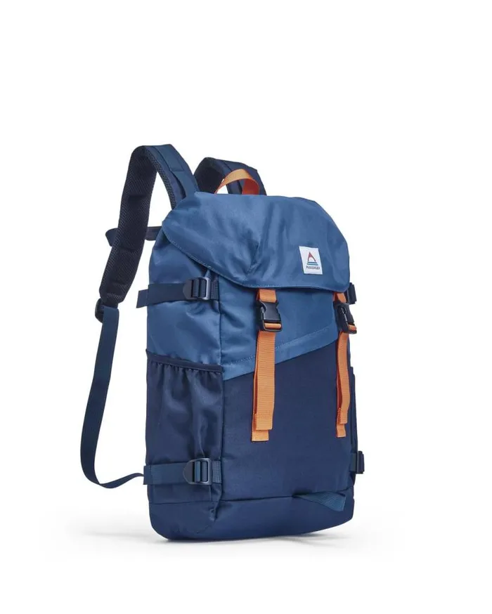 Passenger Clothing Boondocker Recycled 26L Backpack Dark Denim Deep Navy WomenMen Backpacks and Bags