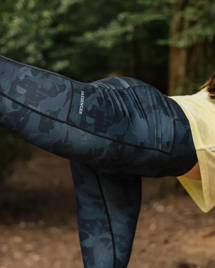 Passenger Clothing Fresh Air 20 Recycled Leggings Black Abstract Women Activewear