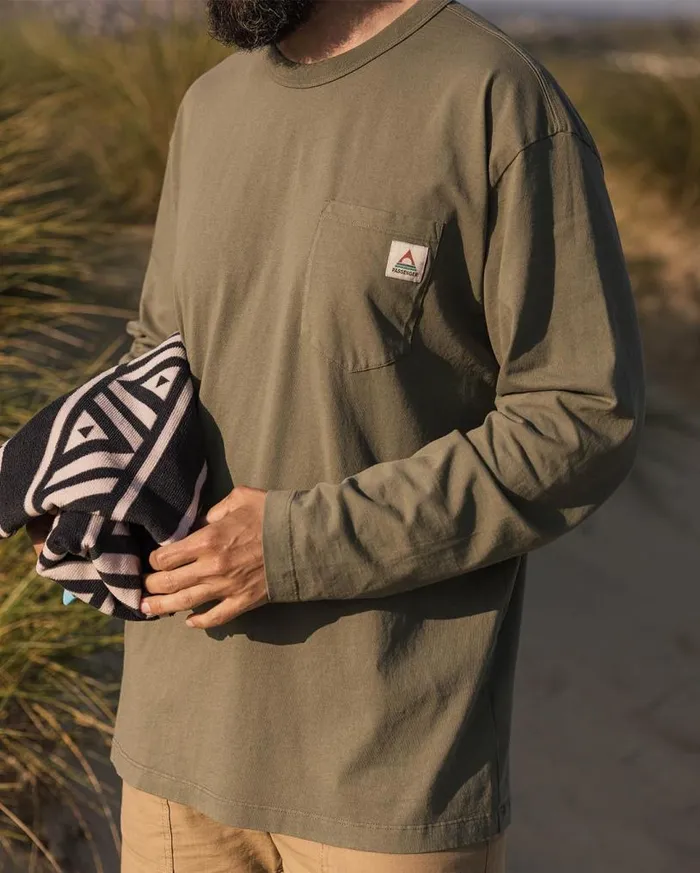 Passenger Clothing Heritage Recycled Relaxed Fit LS TShirt Dusty Olive Men TShirts and Vests