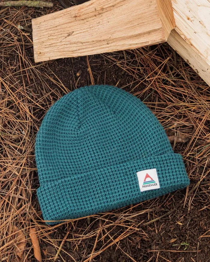 Passenger Clothing Moss Double Layer Recycled Waffle Beanie Mediterranean WomenMen Beanies