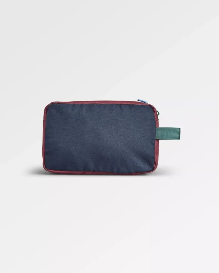 Passenger Clothing Travel Recycled Wash Kit Samba Deep Navy WomenMen Backpacks and Bags