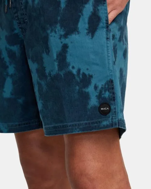 Rvca Escape Print Elastic Waist Walkshorts 17 Duck Blue Men Boardshorts
