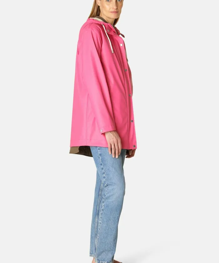 Short Rain Jacket 8211 Magenta Rainwear Ilse Jacobsen Raincoats
