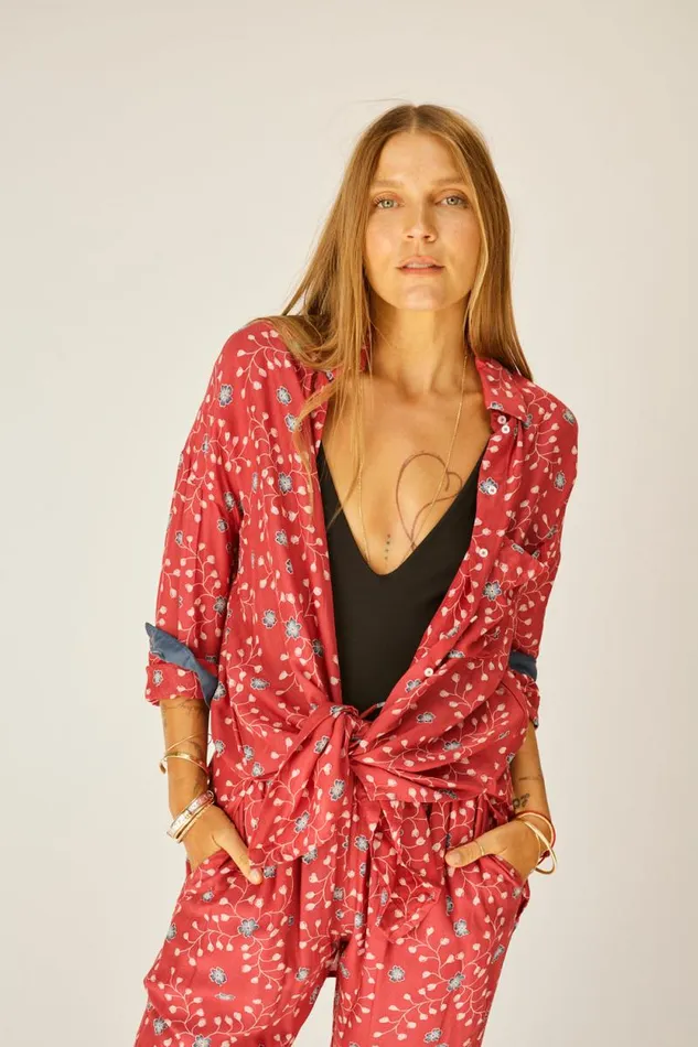Tops Shop Natalie Martin JENNIFER SHIRT Pinwheel Barn Red