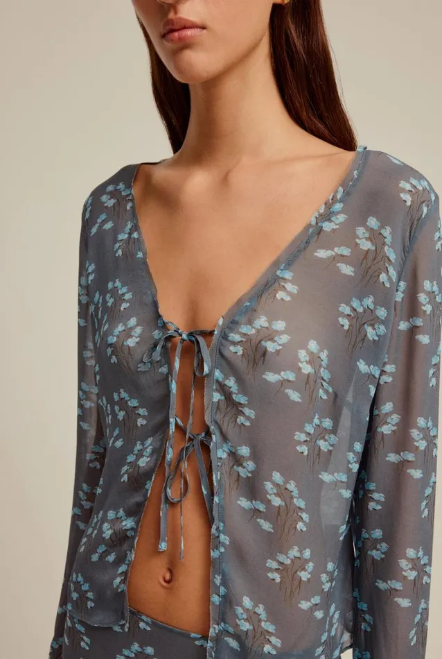 Woman Venroy Tops Sheer Tie Front Top