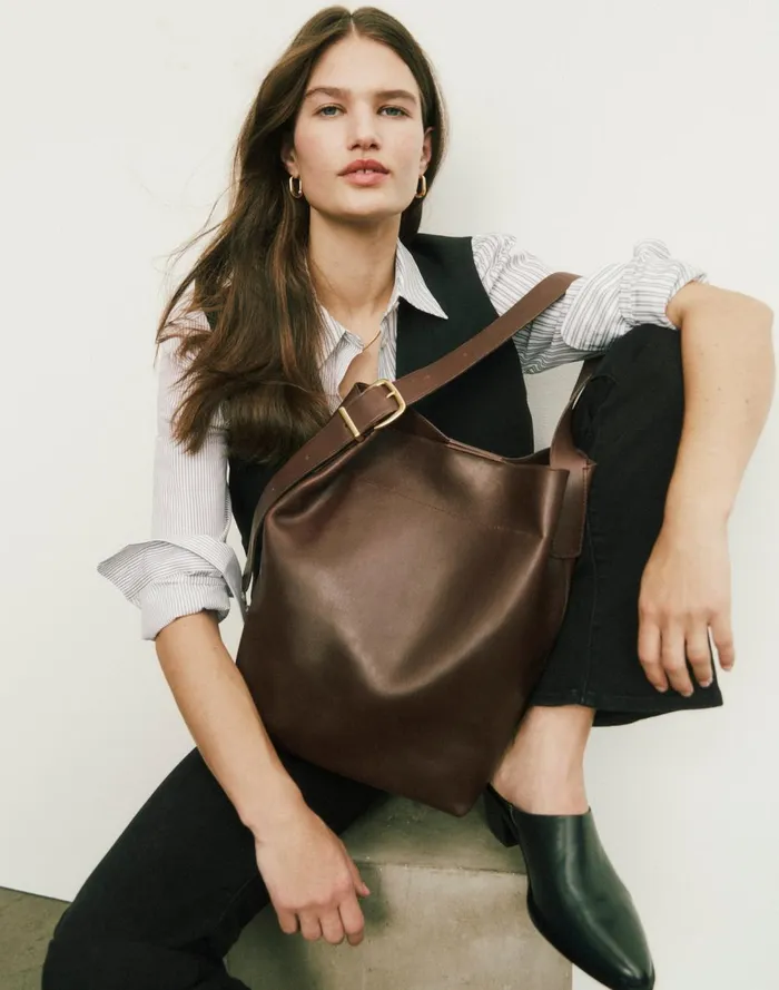 Women Bags Madewell The Essential Bucket Tote Chocolate Raisin