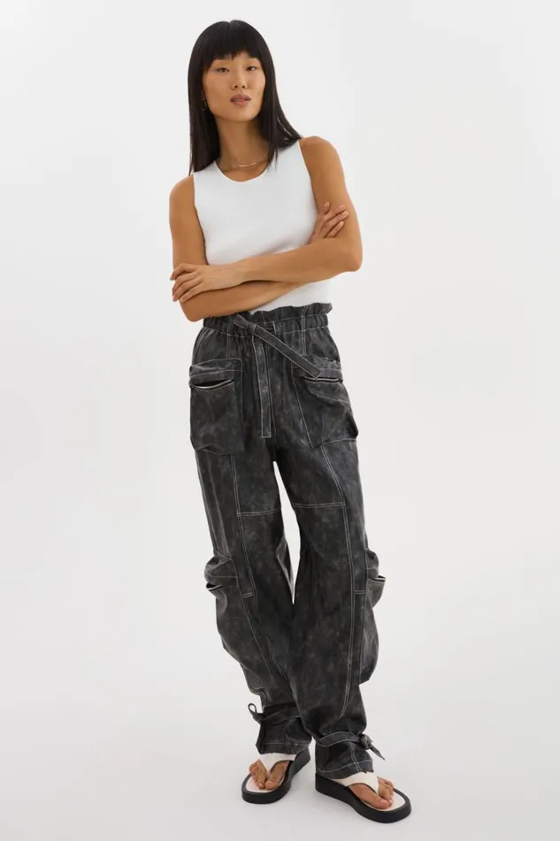 Women BRAXTON Faux Leather Cargo Pants Vintage Black LAMARQUE Pants and Shorts