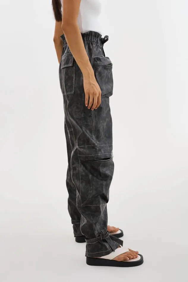 Women BRAXTON Faux Leather Cargo Pants Vintage Black LAMARQUE Pants and Shorts Women BRAXTON Faux Leather Cargo Pants Vintage Black LAMARQUE Pants and Shorts