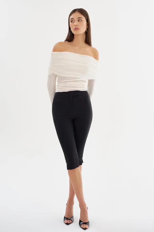 Women CELINE Stretch Twill Capri Black LAMARQUE Pants and Shorts Women CELINE Stretch Twill Capri Black LAMARQUE Pants and Shorts