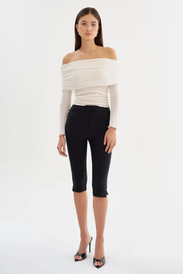 Women CELINE Stretch Twill Capri Black LAMARQUE Pants and Shorts Women CELINE Stretch Twill Capri Black LAMARQUE Pants and Shorts