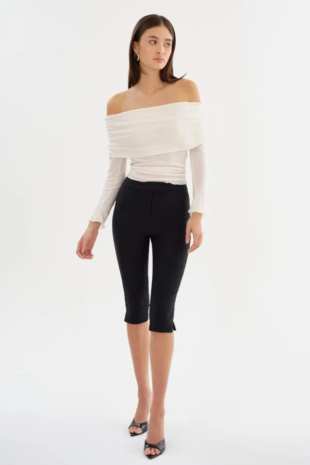 Women CELINE Stretch Twill Capri Black LAMARQUE Pants and Shorts Women CELINE Stretch Twill Capri Black LAMARQUE Pants and Shorts