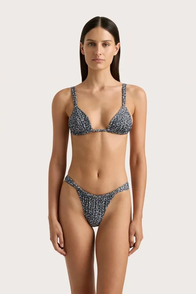 Women Faithfull The Brand Swim Mary Bikini Top Amanylis Charred Navy