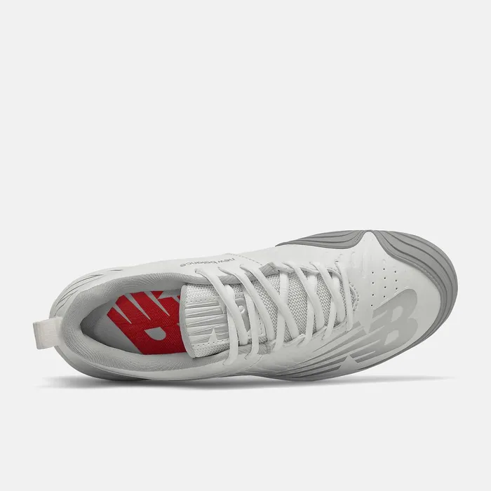 Women FUSE V3 Metal Pitch White New Balance Softball