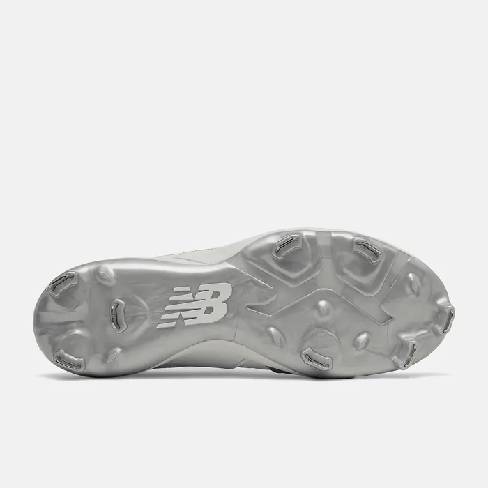 Women FUSE V3 Metal Pitch White New Balance Softball