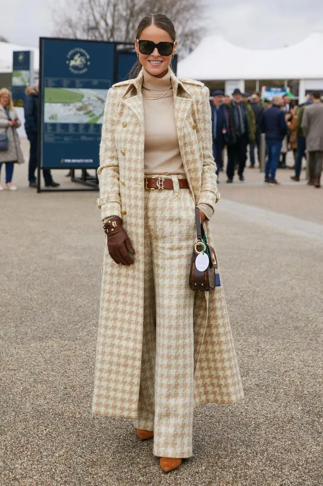 Women High Waisted Straight Trouser Camel Houndstooth Holland Cooper Tailoring Women High Waisted Straight Trouser Camel Houndstooth Holland Cooper Tailoring