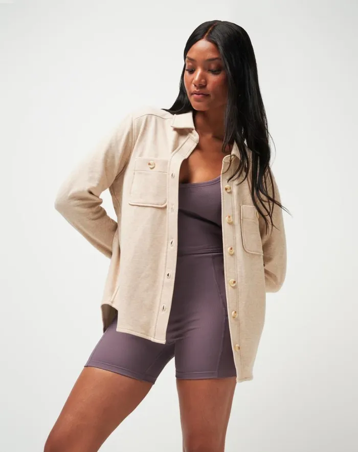 Women Jackets TravisMathew CLOUD FLEECE SHACKET Heather Natural