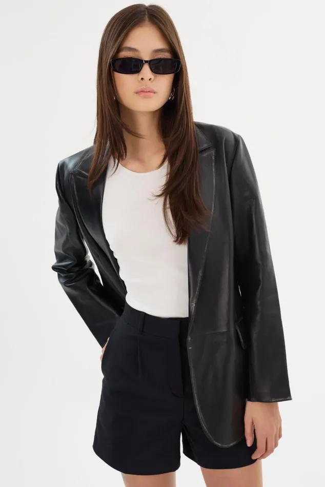 Women KARRIN Distressed Leather Blazer Distressed Black LAMARQUE Blazers Women KARRIN Distressed Leather Blazer Distressed Black LAMARQUE Blazers