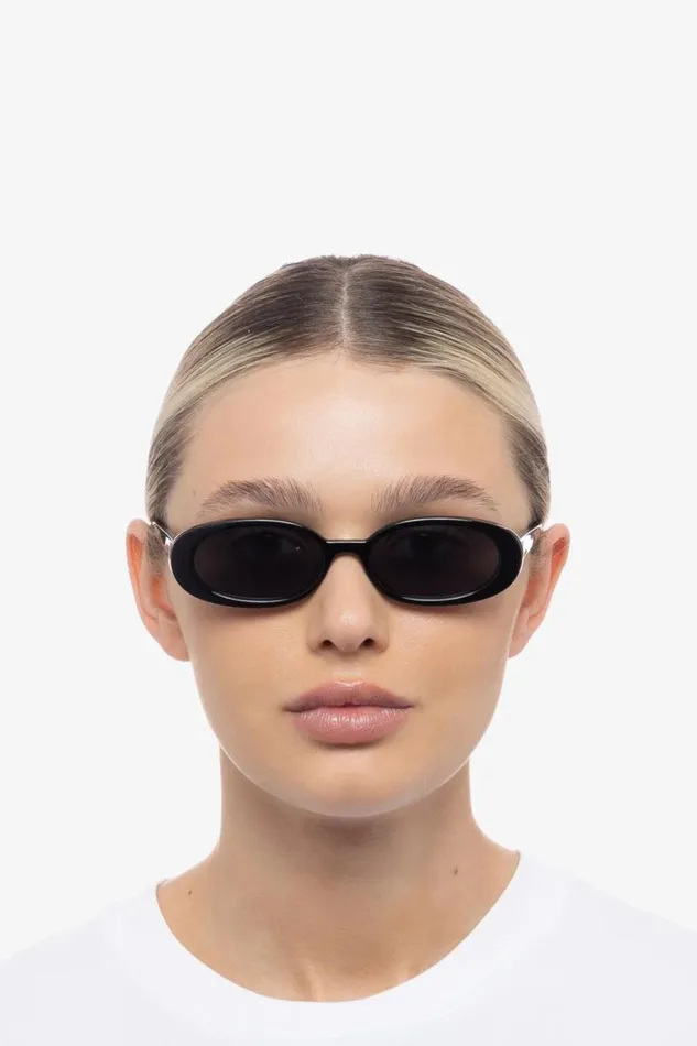 Women LE SPECS Outta Love Sunglasses Black LAMARQUE Sunglasses Women LE SPECS Outta Love Sunglasses Black LAMARQUE Sunglasses
