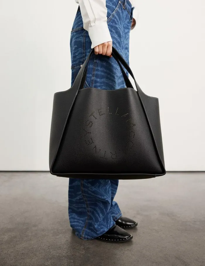 Women Logo Grainy Alter Mat Tote Bag Black Stella McCartney TopHandle Bags Women Logo Grainy Alter Mat Tote Bag Black Stella McCartney TopHandle Bags