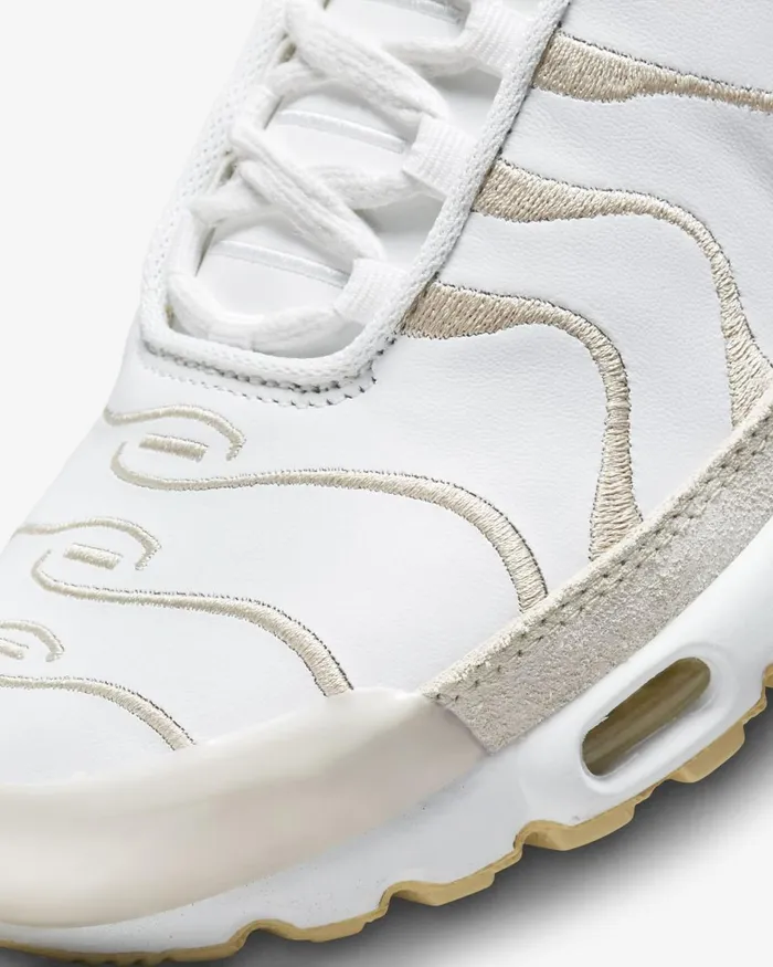 Women Nike All Shoes Air Max Plus PRM Summit Whitesand Driftsailpale Vanilla