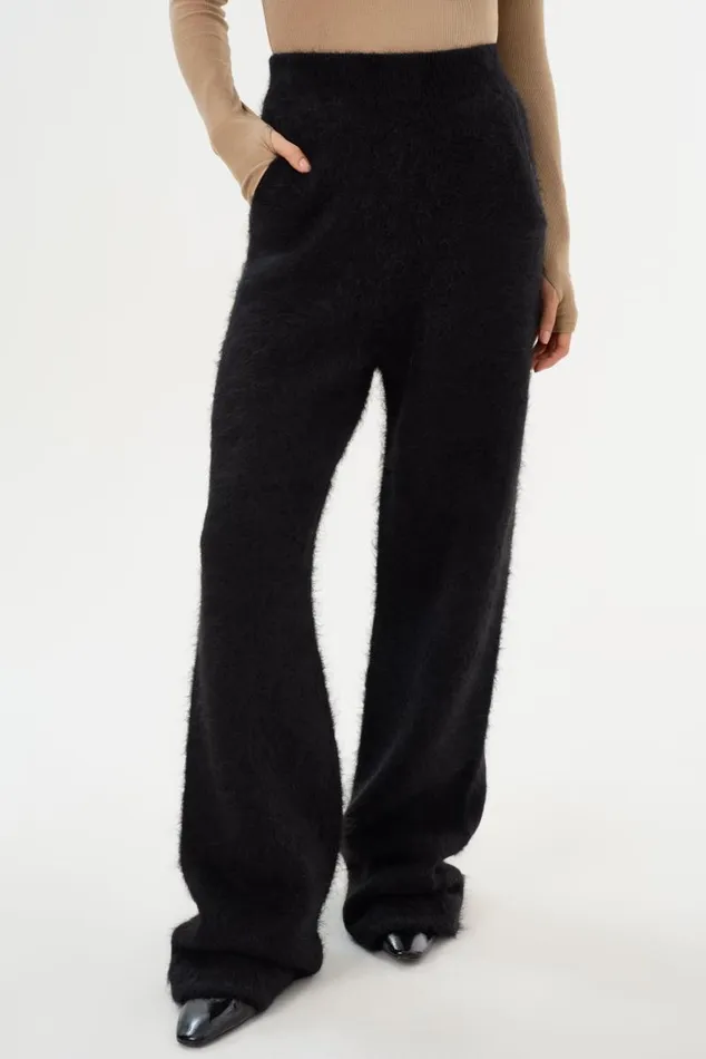 Women TARAN Wool Pants Black LAMARQUE Pants and Shorts