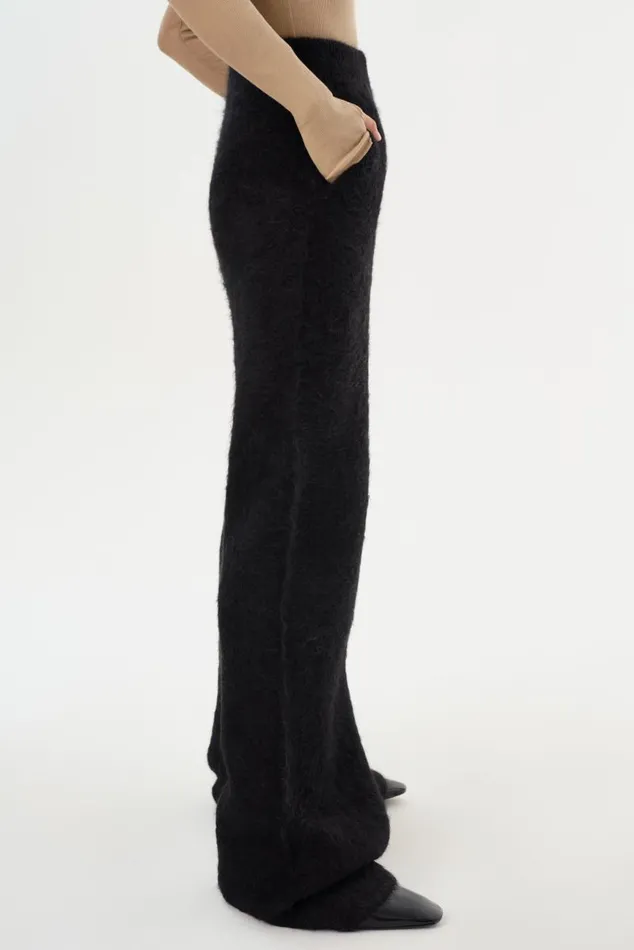 Women TARAN Wool Pants Black LAMARQUE Pants and Shorts Women TARAN Wool Pants Black LAMARQUE Pants and Shorts