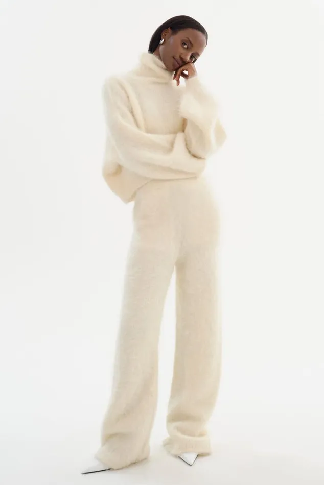 Women TARAN Wool Pants Ivory LAMARQUE Pants and Shorts