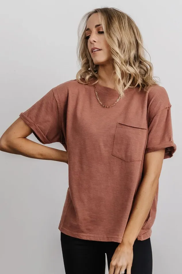 Women Voss Vintage Tee Clay Baltic Born Blouses and Shirts