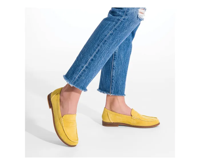 Women Wren Loafer Corsair Suede Flats and SlipOns Hush Puppies